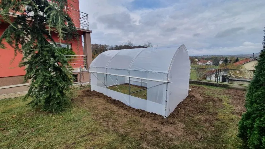 plastenik - 2,6m širine - slika 18