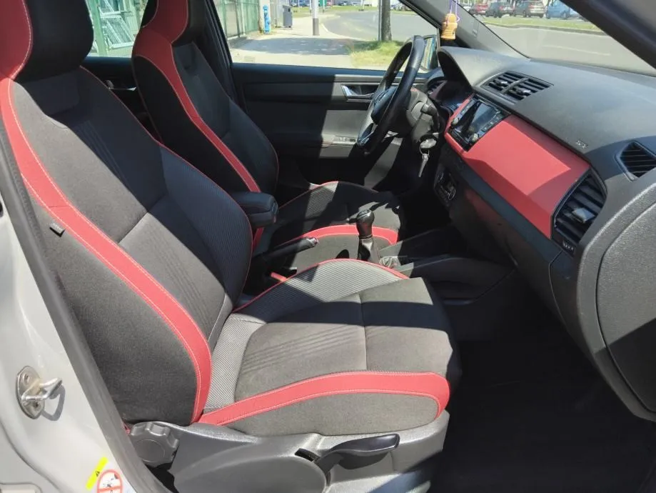 škoda fabia combi 1,0 tsi monte carlo,hr auto,led,pano,kam,garancija! - slika 9