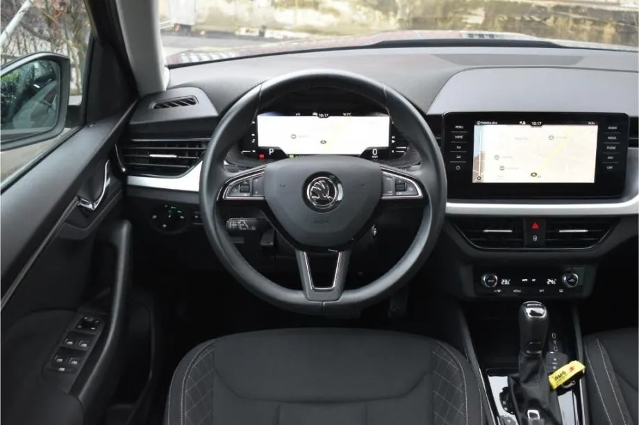 škoda kamiq 1.6 tdi automatik -virtual,kamera,acc,dab - ambition - slika 10