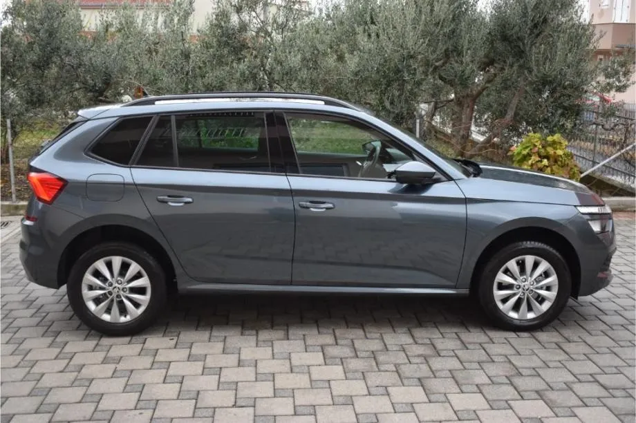 škoda kamiq 1.6 tdi automatik -virtual,kamera,acc,dab - ambition - slika 5