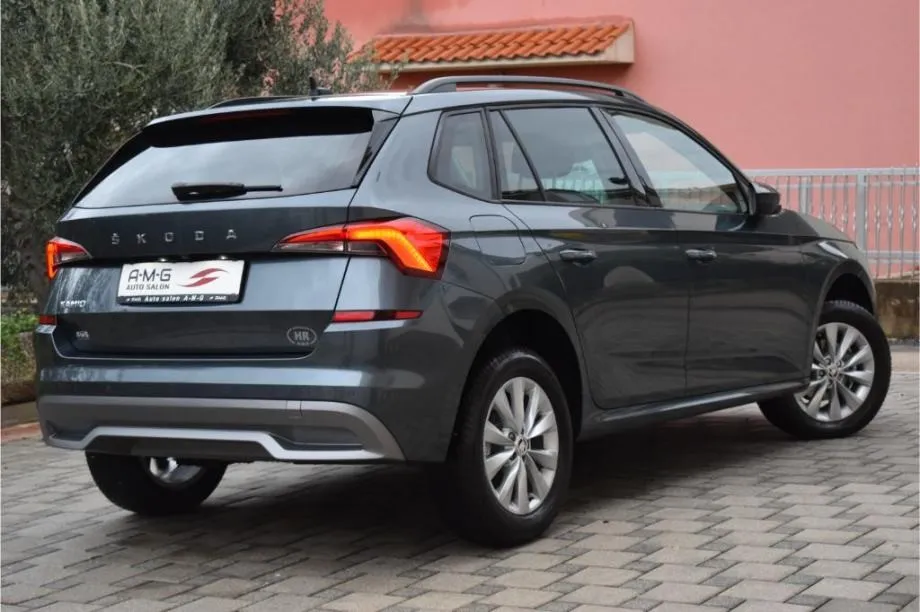 škoda kamiq 1.6 tdi automatik -virtual,kamera,acc,dab - ambition - slika 7