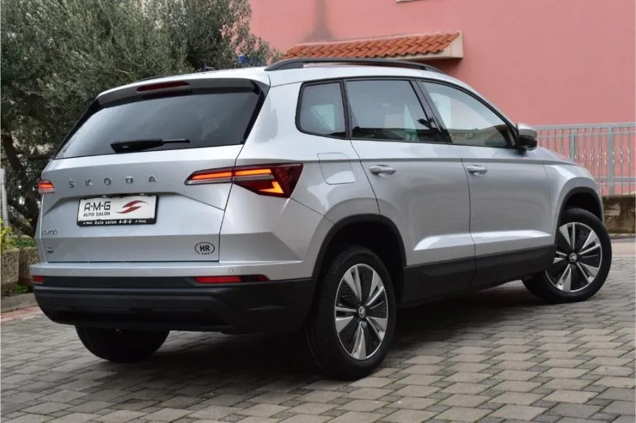 škoda karoq 2.0 tdi automatik-business-acc,lane assist,kamera-facelift - slika 7