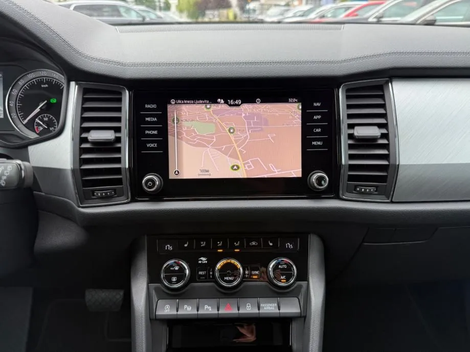 škoda kodiaq 2.0 tdi dsg 7 sjedala °navi°kamera°led°leasing bez učešća - slika 28