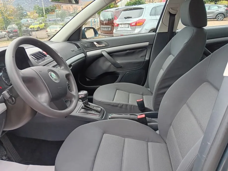 škoda octavia 2,0 tdi automatik,1vlasnik,hr-vozilo, - slika 6