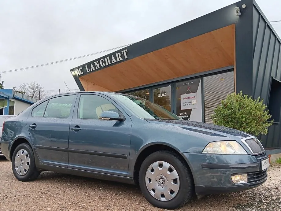 škoda octavia 2,0 tdi automatik,1vlasnik,hr-vozilo, - slika 2