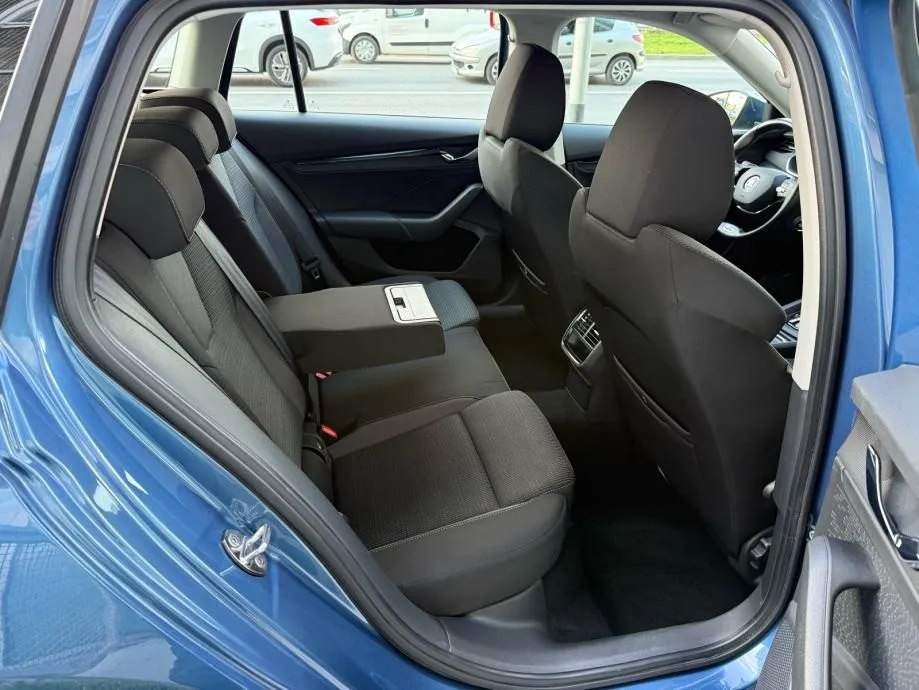 škoda octavia 2.0 tdi dsg °virtual°navi°led svjetla°leasing bez učešća - slika 15