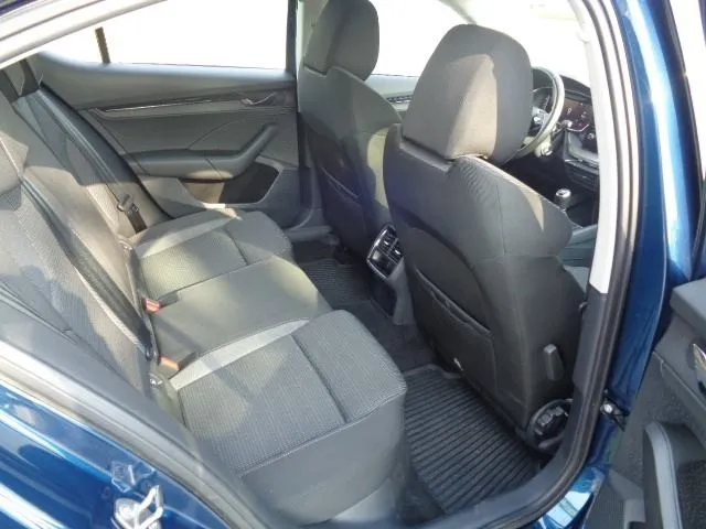 škoda octavia 2,0 tdi,comfortline,1vl,hr auto,novi mod.toop stanje. - slika 12