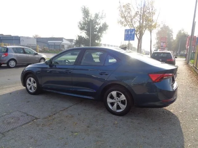 škoda octavia 2,0 tdi,comfortline,1vl,hr auto,novi mod.toop stanje. - slika 6