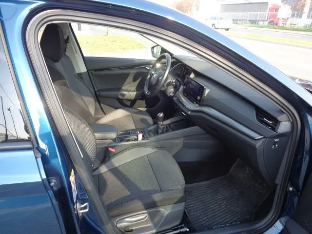 škoda octavia 2,0 tdi,comfortline,1vl,hr auto,novi mod.toop stanje. - slika 10