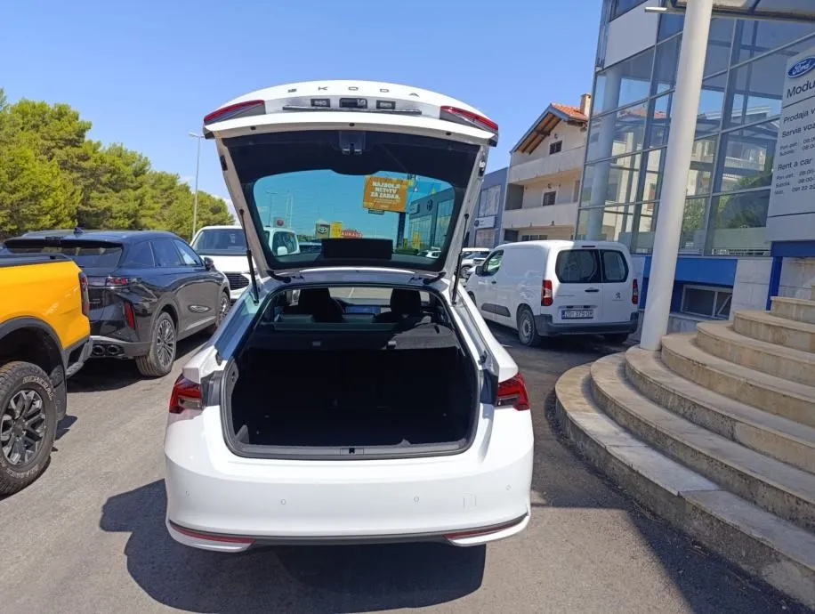 škoda octavia 2,0 tdi - slika 5