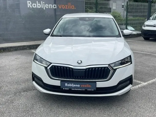 škoda octavia ambition 2,0 tdi dsg - slika 2