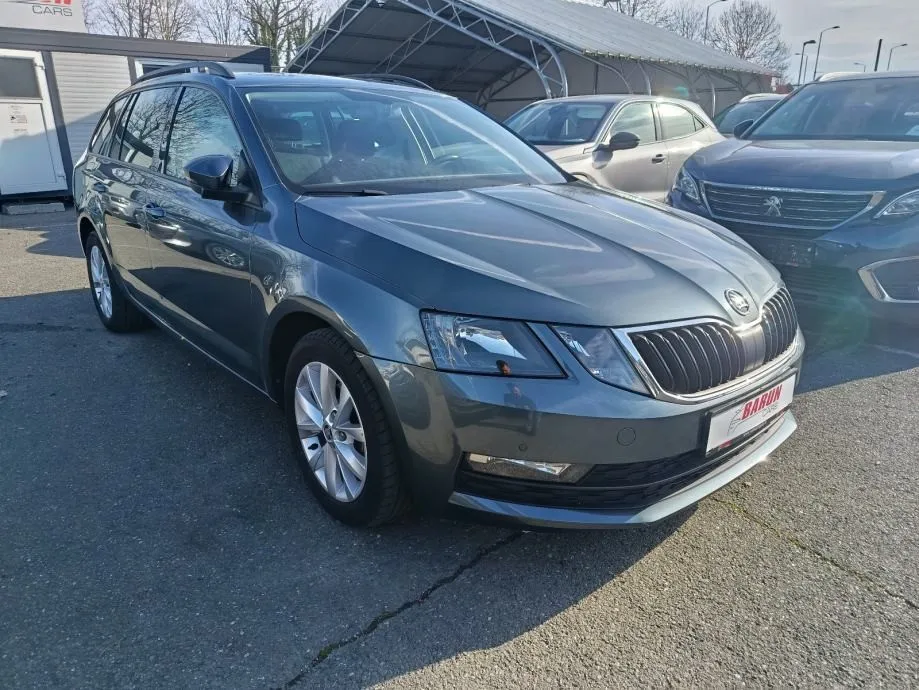 škoda octavia combi 1,6 tdi . jamstvo. leasing - slika 3