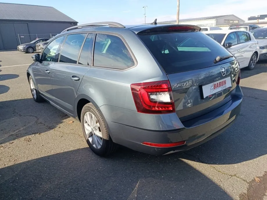 škoda octavia combi 1,6 tdi . jamstvo. leasing - slika 5