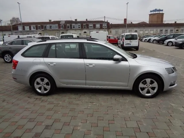škoda octavia combi 1,6 tdi;style;park senz;app;tempo;alu16" - slika 4