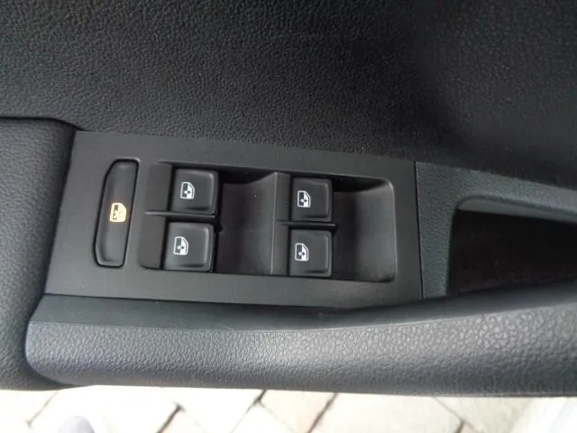škoda octavia combi 1,6 tdi;style;park senz;app;tempo;alu16" - slika 22