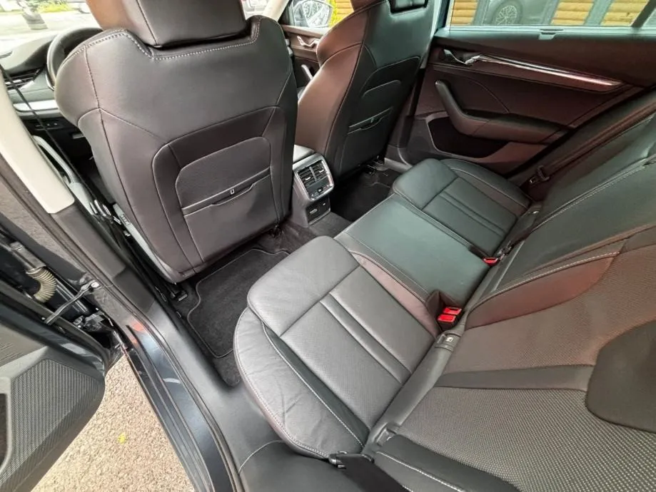 škoda octavia combi 2,0 tdi automat •2021•style•kamera•leasingbezučešć - slika 16
