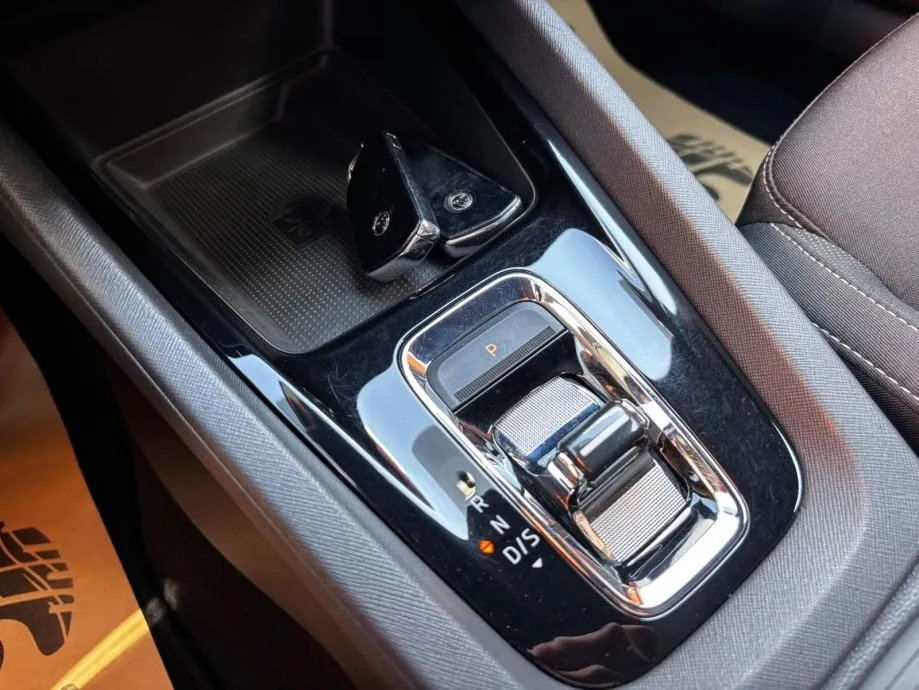 škoda octavia combi 2,0 tdi automat •2022•sportline•pano•leasingbezuče - slika 15