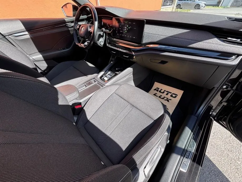 škoda octavia combi 2,0 tdi automat •2022•sportline•pano•leasingbezuče - slika 14