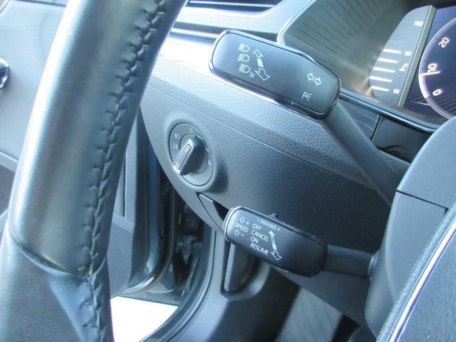 škoda superb 2,0 tdi dsg,150ks,premium,hr auto,u sus.pdv-a,toop,93tkm. - slika 18