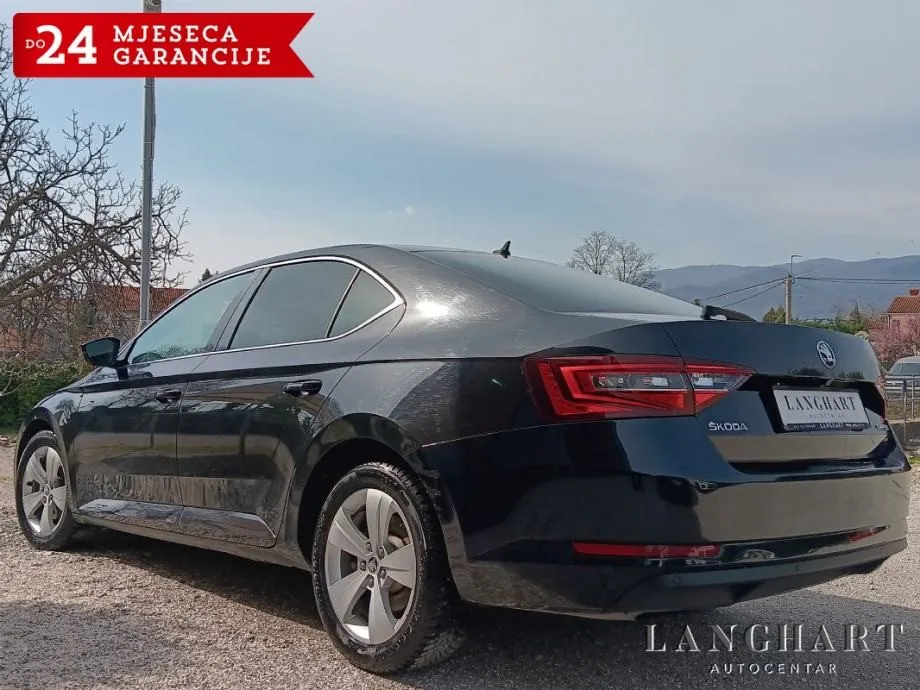 škoda superb 2,0 tdi dsg,servisna,reg.01/2027,leasing bez učešća ! - slika 6