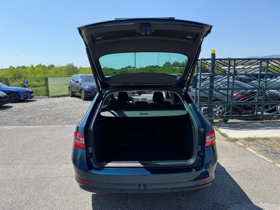 škoda superb 2.0 tdi °virtual°navi°kamera°leasing bez učešća° - slika 12