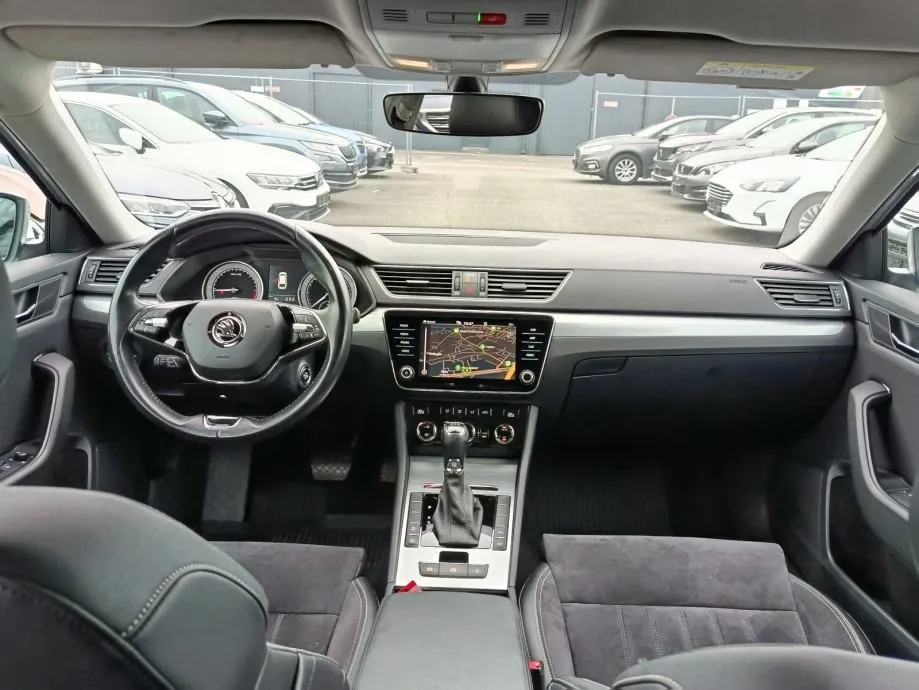 škoda superb combi 2,0 tdi dsg - slika 8
