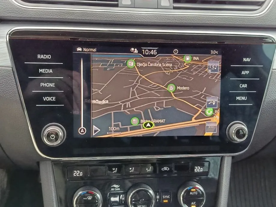 škoda superb combi 2,0 tdi dsg - slika 11