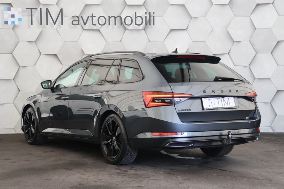 škoda superb combi 2.0tdi sportline matrix virtual radar temp - slika 4