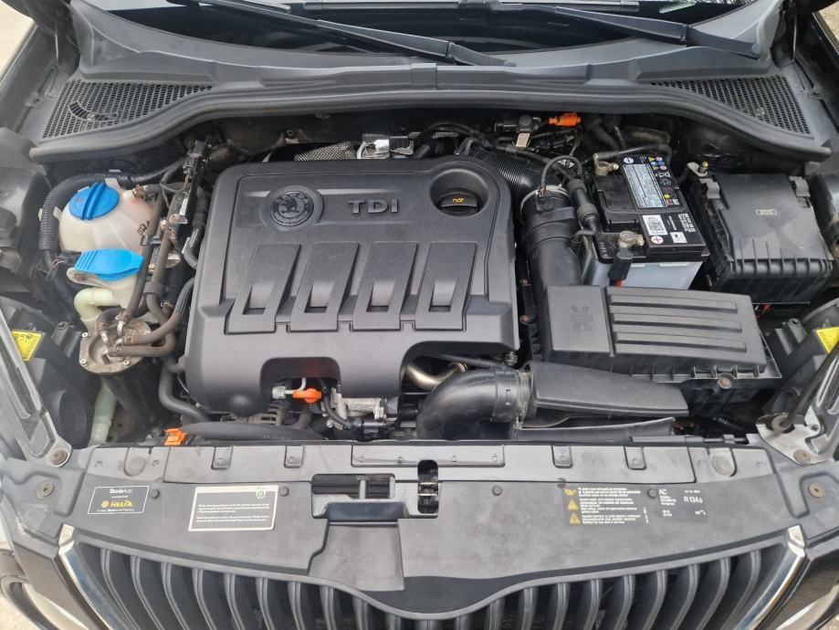 škoda yeti 2,0 tdi pocinčan kao nov 1.lak i 1.vlasnik mog pl karticama - slika 8