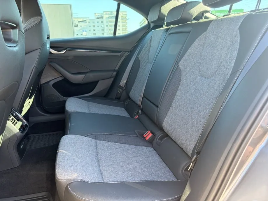 škoda octavia fl sportline 2.0 tdi dsg - slika 14