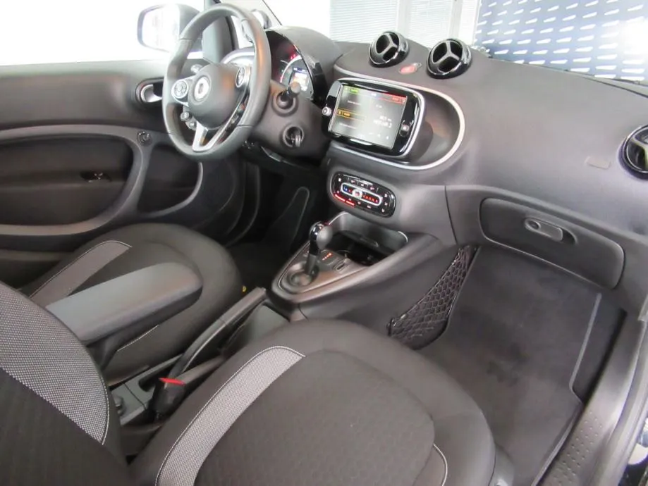 smart eq fortwo 60 kw exclusive - slika 10