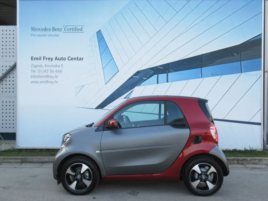 smart eq fortwo 60 kw exclusive - slika 2
