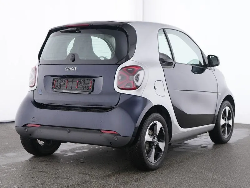 smart eq fortwo 60 kw exclusive - slika 3