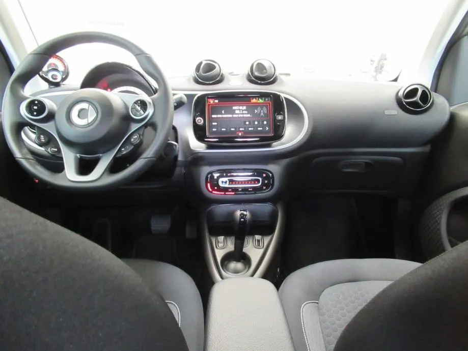 smart eq fortwo 60kw exclusive - slika 14
