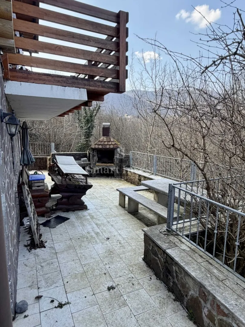 delnice, šarmantna drvena kuća okružena prirodom - slika 24