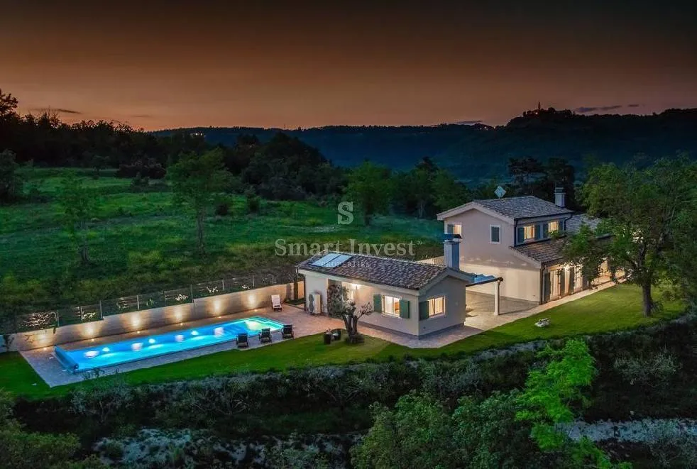 Istra, Grožnjan, Ekskluzivna Vila - Jedinstveni Spoj Suvremenog Dizajna I Prirode!