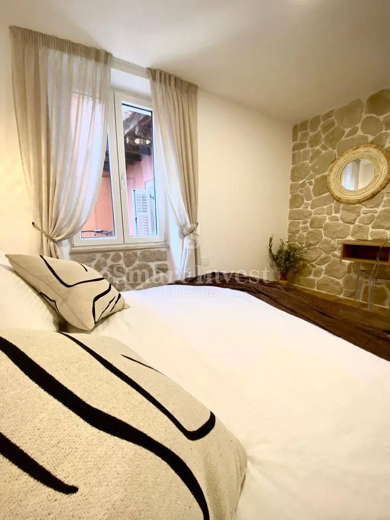 rovinj, prekrasno uređen stan 2s+db, 50 m od mora! - slika 14