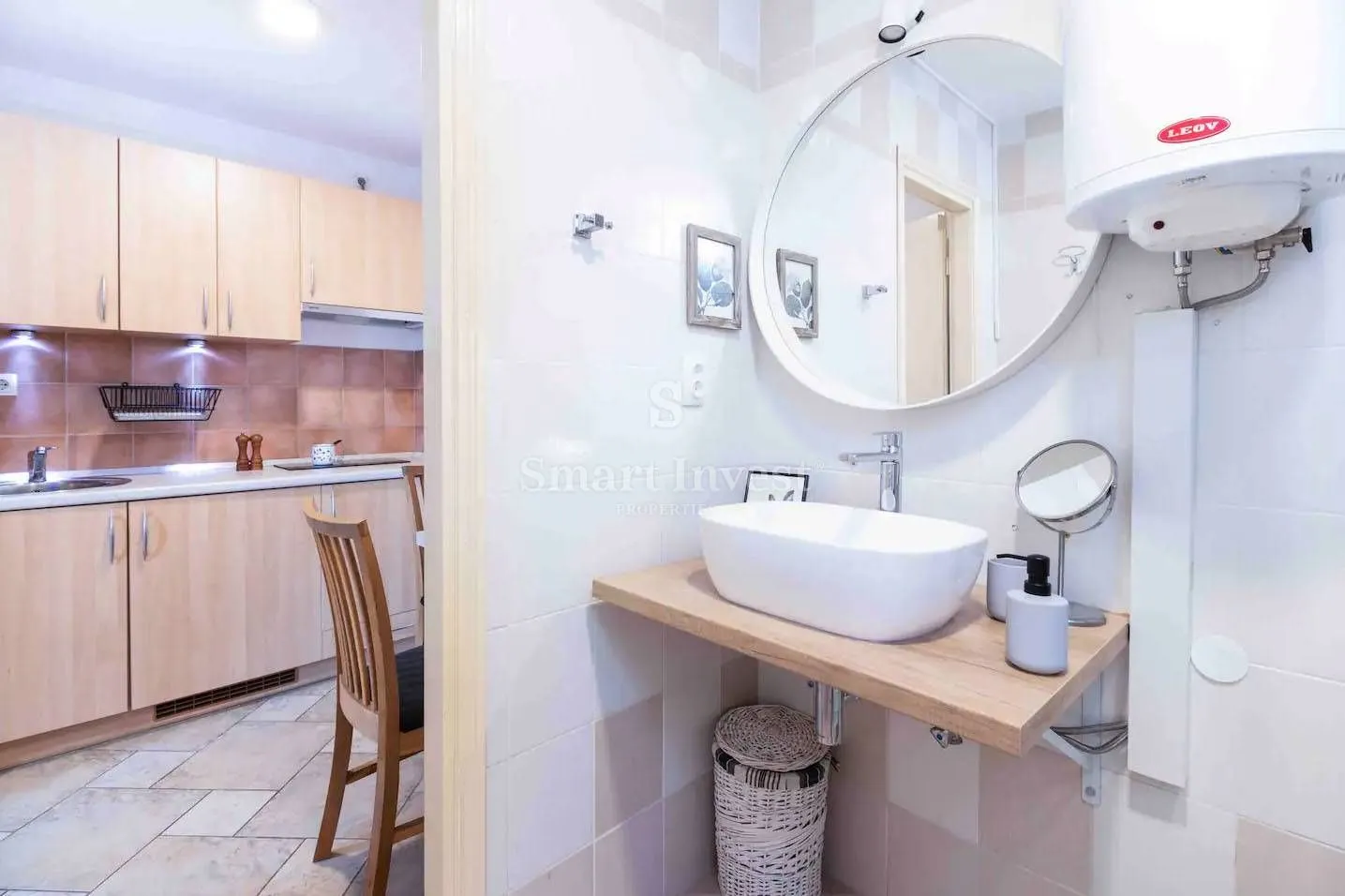 volosko, , 3 etažirana zasebna apartmana sa okućnicom - slika 24