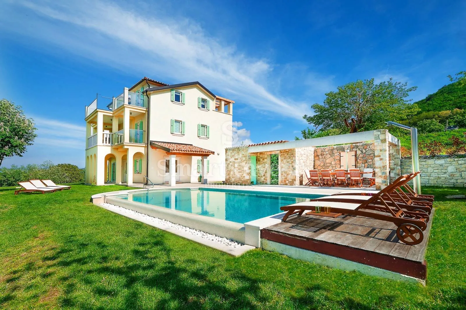 istra, vila s bazenom na osami, s pogledom na motovun, prodaja - slika 1