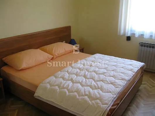 rab, apartmanska kuća sa bazenom i pogledom na more - slika 15