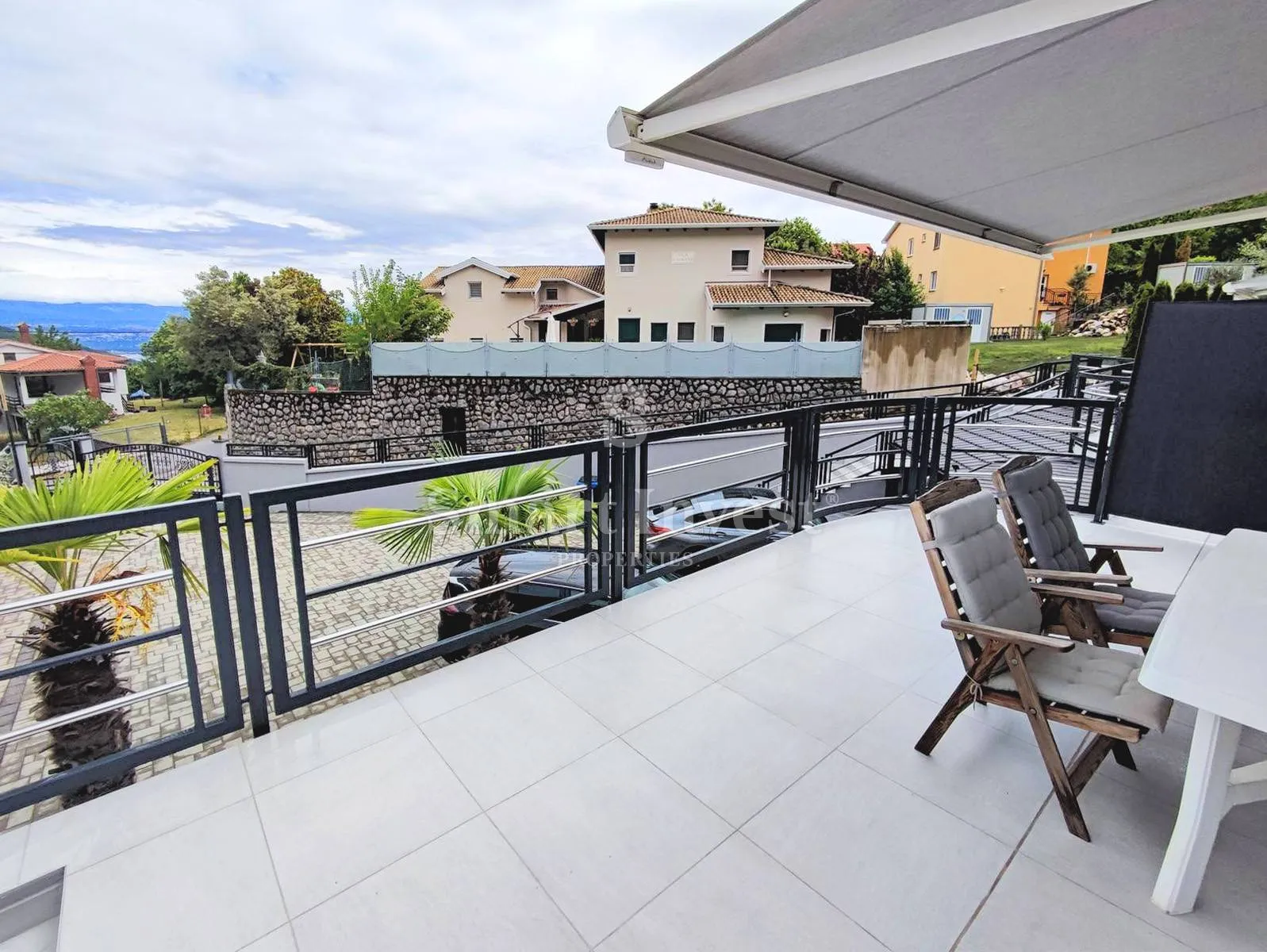 lovran, apartmanska kuća od 400 m2 s pogledom na more, na prodaju - slika 7