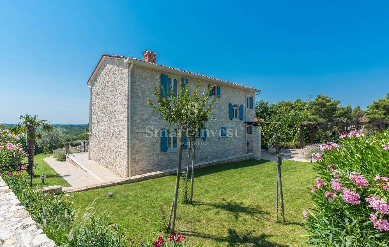 višnjan, kamena istarska vila s pogledom na more - slika 13