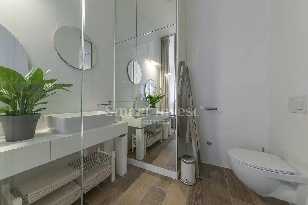 opatija - centar, etaža s 5 apartmana, 150 m od mora - slika 12