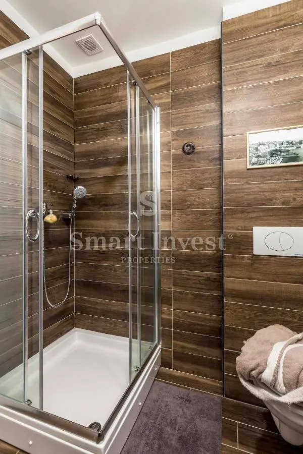 rijeka - korzo, dva apartmana s uhodanim poslom - slika 21
