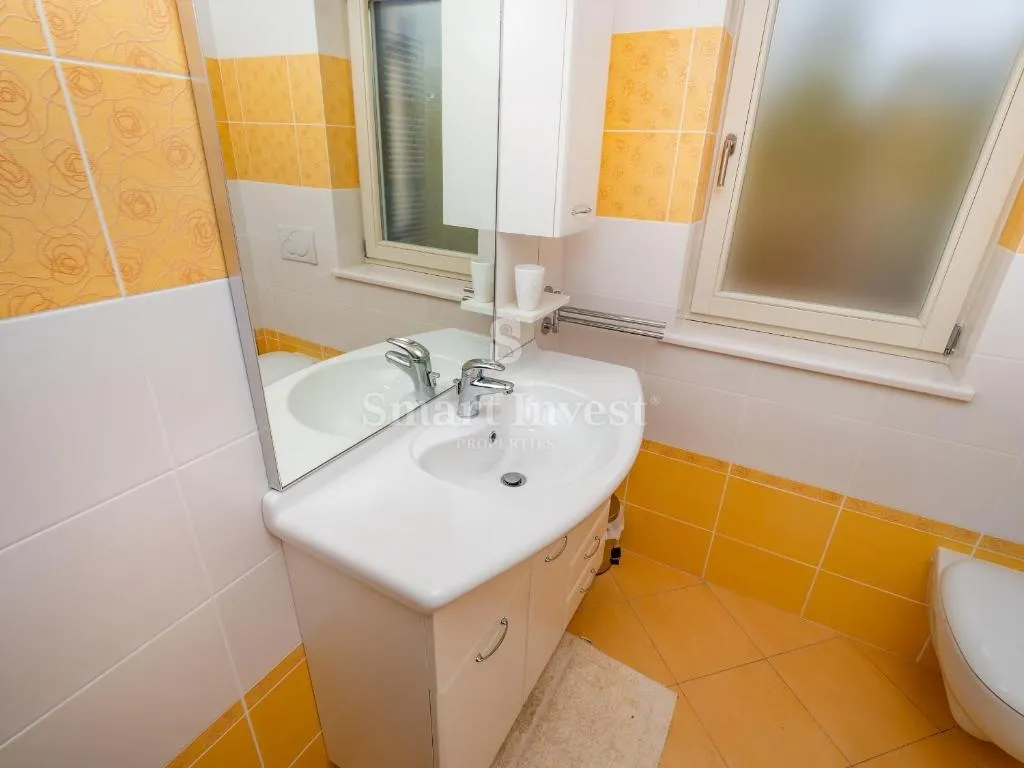 mošćenička draga, vila uz more s 6 apartmana i velikom okućnicom - slika 20