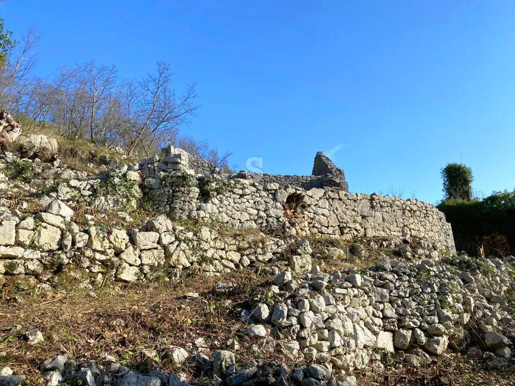 opatijska rivijera, teren od 3.282 m2 sa 7 starina i projektom, pogled na more - slika 27