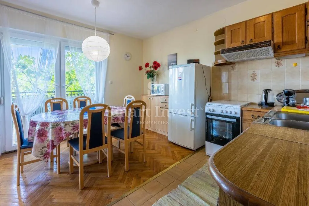 dramalj, kuća sa 5 apartmana i 2 garaže blizu mora - slika 17