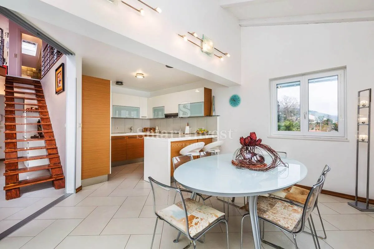 opatija, luksuzan penthouse drugi red do mora, s okućnicom - slika 15