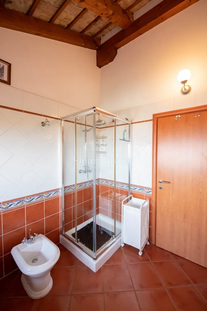 poljane, dvije prekrasne kamene kuće s pogledom na more - slika 26
