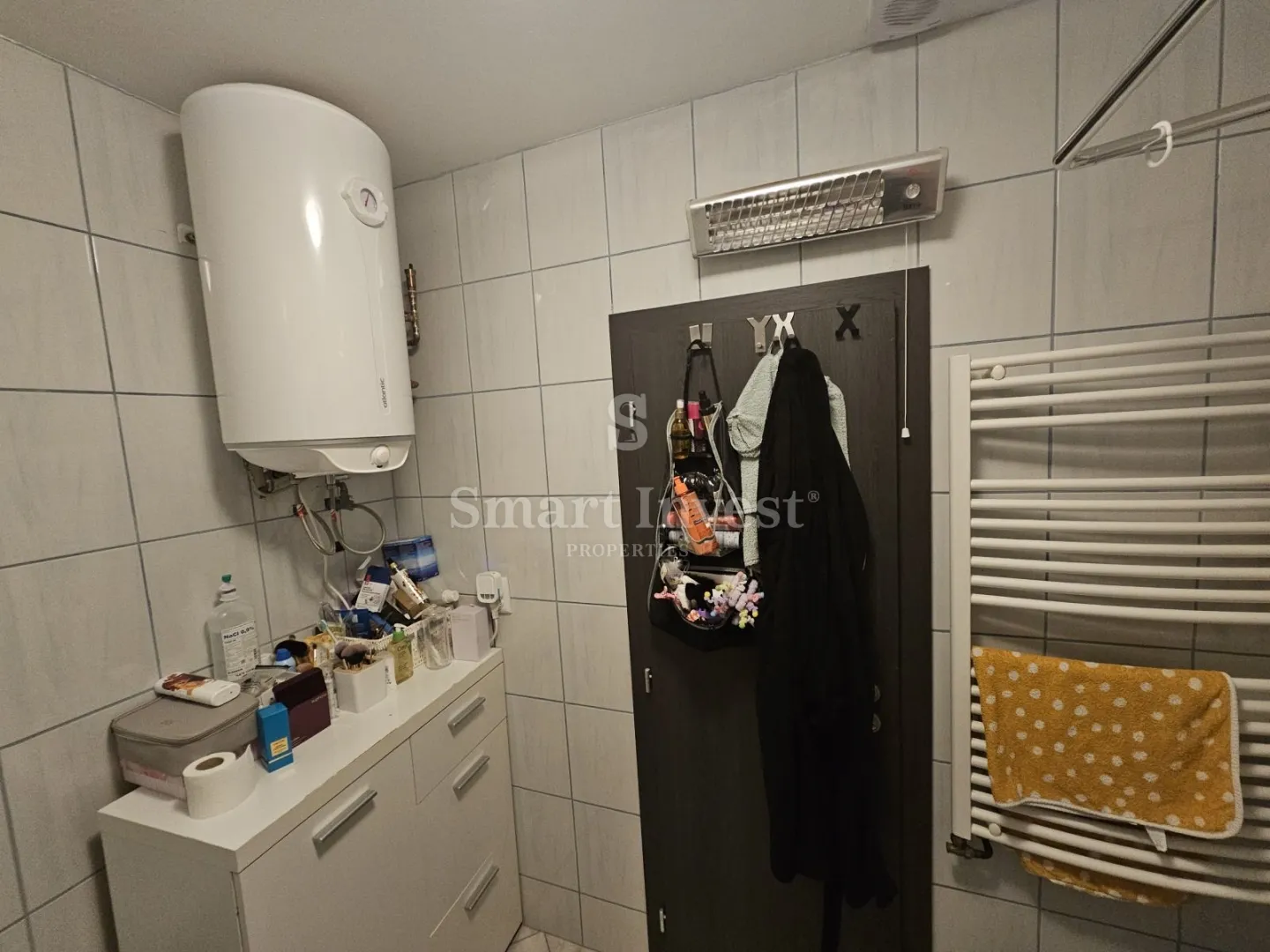 kastav, prostran stan 3s+db, 2 parkirna mjesta + vrt - slika 12